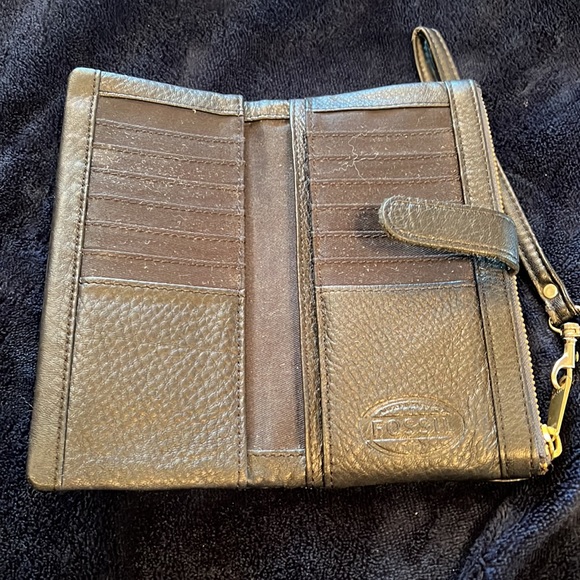 FOSSIL BIFOLD CLUTCH/WALLET - Picture 4 of 12